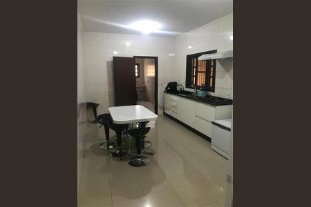 Casa à venda com 158m², 3 quartos e 2 vagas