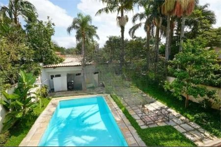 Casa à venda com 576m², 4 quartos e 8 vagas