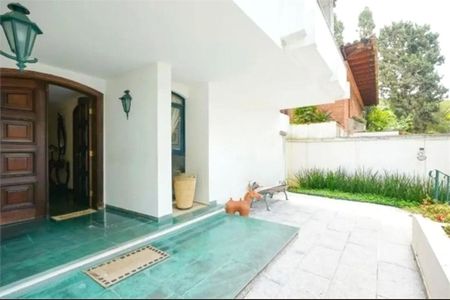 Casa à venda com 576m², 4 quartos e 8 vagas