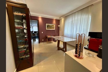 Casa à venda com 190m², 3 quartos e 4 vagas