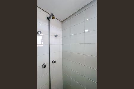 Apartamento à venda com 204m², 3 quartos e 4 vagasBanheiro da Suíte 1