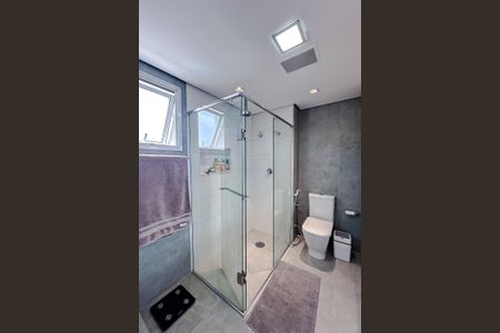 Apartamento à venda com 204m², 3 quartos e 4 vagasBanheiro da Suíte 2