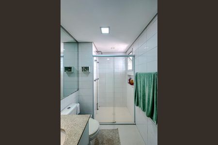 Apartamento à venda com 204m², 3 quartos e 4 vagasBanheiro da Suíte 1