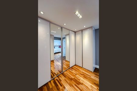 Apartamento à venda com 204m², 3 quartos e 4 vagasSuíte 2