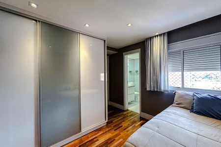 Apartamento à venda com 204m², 3 quartos e 4 vagasSuíte 1