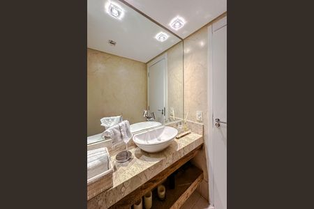 Apartamento à venda com 204m², 3 quartos e 4 vagasLavabo