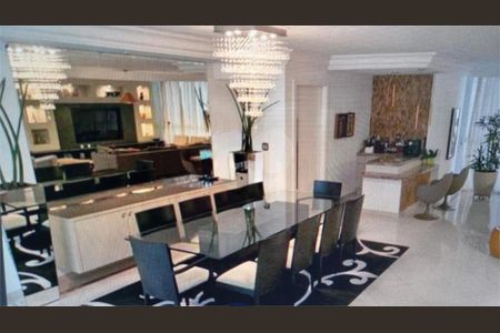 Casa à venda com 485m², 5 quartos e 4 vagas