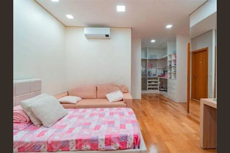 Casa à venda com 520m², 4 quartos e 6 vagas