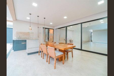 Casa à venda com 520m², 4 quartos e 6 vagas