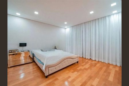 Casa à venda com 520m², 4 quartos e 6 vagas