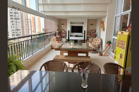 Apartamento à venda com 315m², 3 quartos e 5 vagas