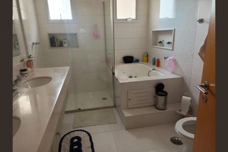 Apartamento à venda com 315m², 3 quartos e 5 vagas