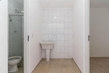 Casa à venda com 136m², 2 quartos e 2 vagas