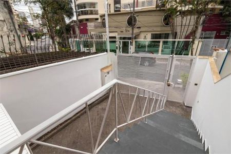Casa à venda com 136m², 2 quartos e 2 vagas