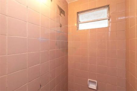 Casa à venda com 136m², 2 quartos e 2 vagas
