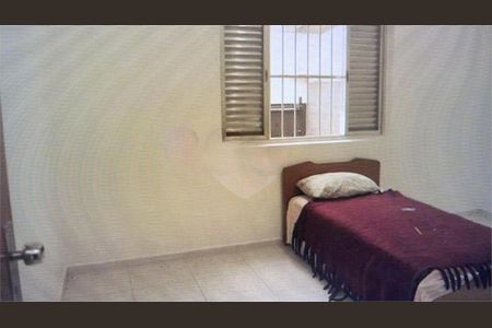 Casa à venda com 272m², 5 quartos e 3 vagas