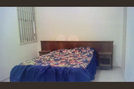 Casa à venda com 272m², 5 quartos e 3 vagas