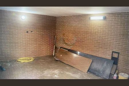 Casa à venda com 272m², 5 quartos e 3 vagas