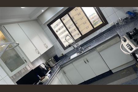 Apartamento à venda com 325m², 4 quartos e 5 vagas