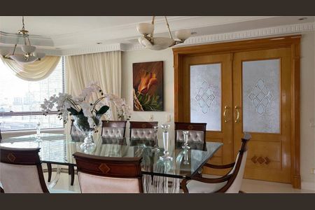 Apartamento à venda com 325m², 4 quartos e 5 vagas