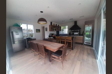Casa à venda com 600m², 5 quartos e 6 vagas