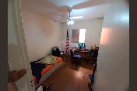 Casa à venda com 182m², 3 quartos e 2 vagas