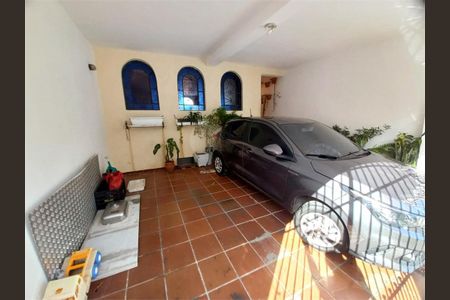 Casa à venda com 182m², 3 quartos e 2 vagas