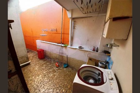 Casa à venda com 182m², 3 quartos e 2 vagas