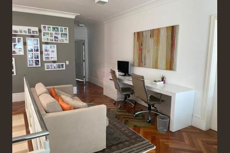Casa à venda com 550m², 4 quartos e 4 vagas