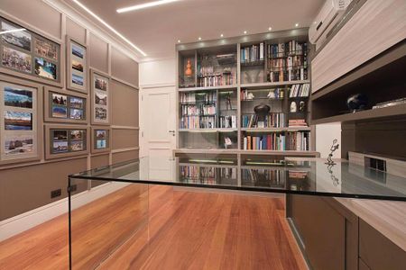 Casa à venda com 550m², 4 quartos e 4 vagas