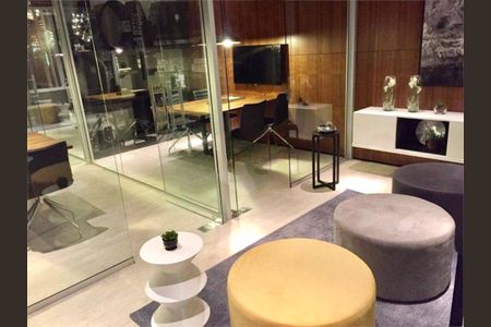 Apartamento à venda com 212m², 3 quartos e 3 vagas