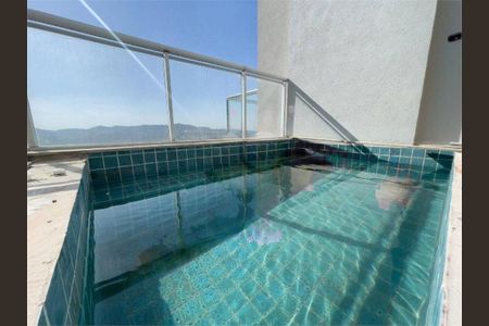 Apartamento à venda com 212m², 3 quartos e 3 vagas