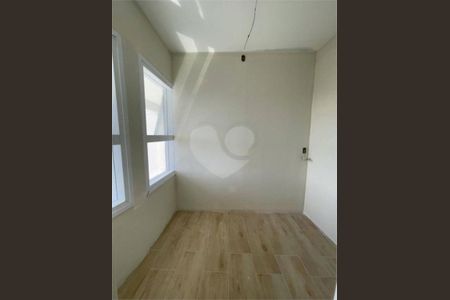 Apartamento à venda com 212m², 3 quartos e 3 vagas