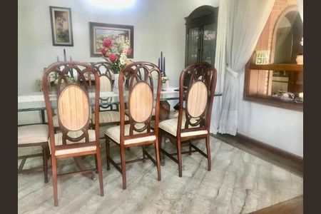 Casa à venda com 400m², 3 quartos e 4 vagas