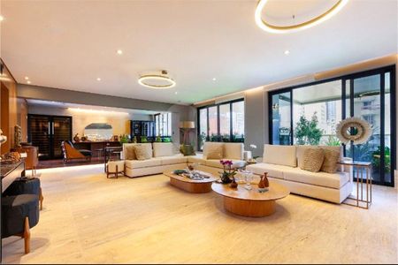 Apartamento à venda com 631m², 3 quartos e 8 vagas