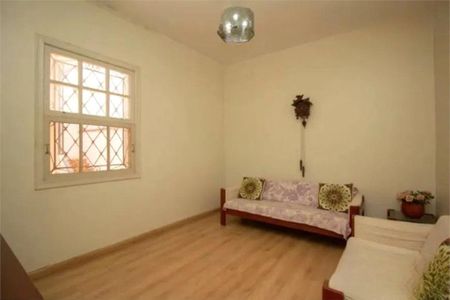 Casa à venda com 177m², 2 quartos e 1 vaga