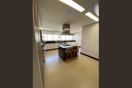 Casa à venda com 503m², 5 quartos e 16 vagas