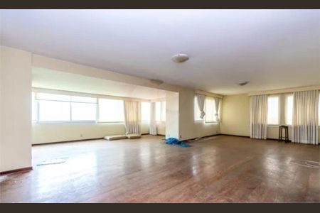 Apartamento à venda com 411m², 4 quartos e 3 vagas