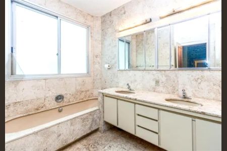 Apartamento à venda com 411m², 4 quartos e 3 vagas