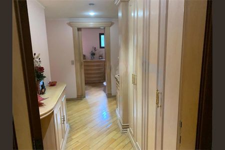 Apartamento à venda com 378m², 6 quartos e 5 vagas