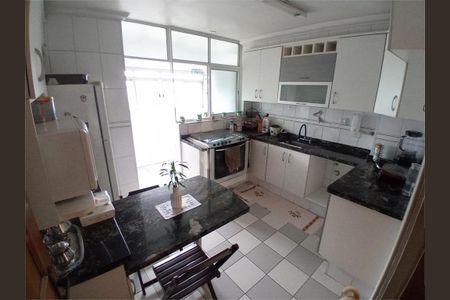 Apartamento à venda com 80m², 3 quartos e 1 vaga