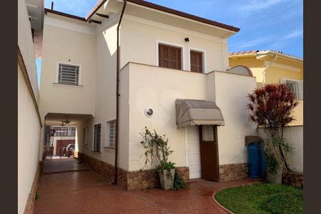 Casa à venda com 190m², 3 quartos e 2 vagas