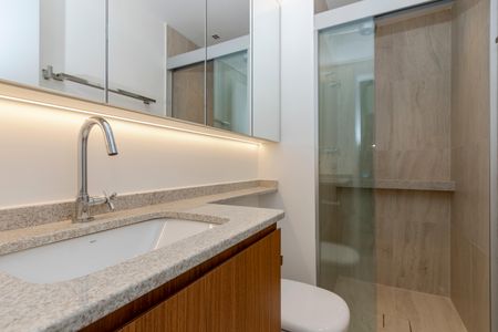 Studio para alugar com 24m², 1 quarto e sem vaga Studio para alugar com 24m², 1 quarto e sem vagaBanheiro Social