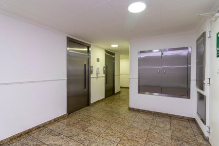 Apartamento à venda com 69m², 3 quartos e 1 vagaÁrea comum