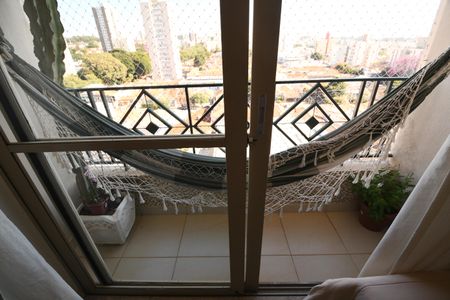 Apartamento para alugar com 75m², 3 quartos e 1 vagaSala - Sacada