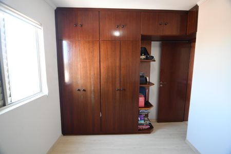 Apartamento para alugar com 75m², 3 quartos e 1 vagaQuarto 2