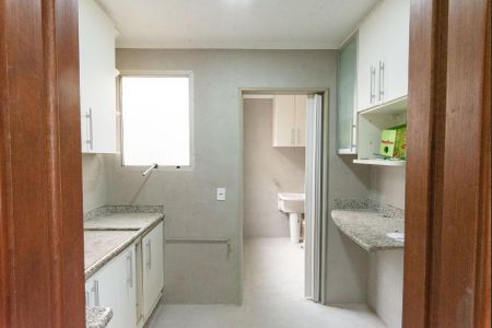 Apartamento à venda com 58m², 2 quartos e 1 vaga Apartamento à venda com 58m², 2 quartos e 1 vagaCozinha