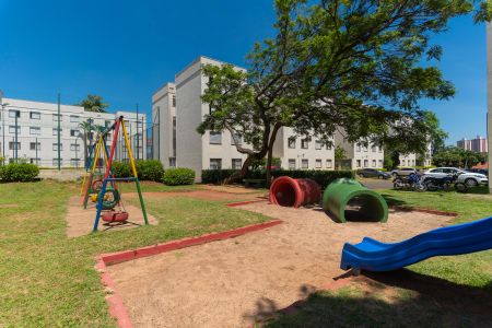 Apartamento à venda com 58m², 2 quartos e 1 vaga Apartamento à venda com 58m², 2 quartos e 1 vagaÁrea Comum - Playground