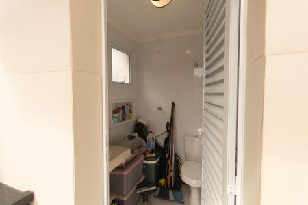 Casa de condomínio à venda com 100m², 2 quartos e 1 vagaBanheiro 1