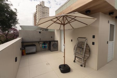 Casa de condomínio à venda com 100m², 2 quartos e 1 vagaÁrea de Serviço / Quintal